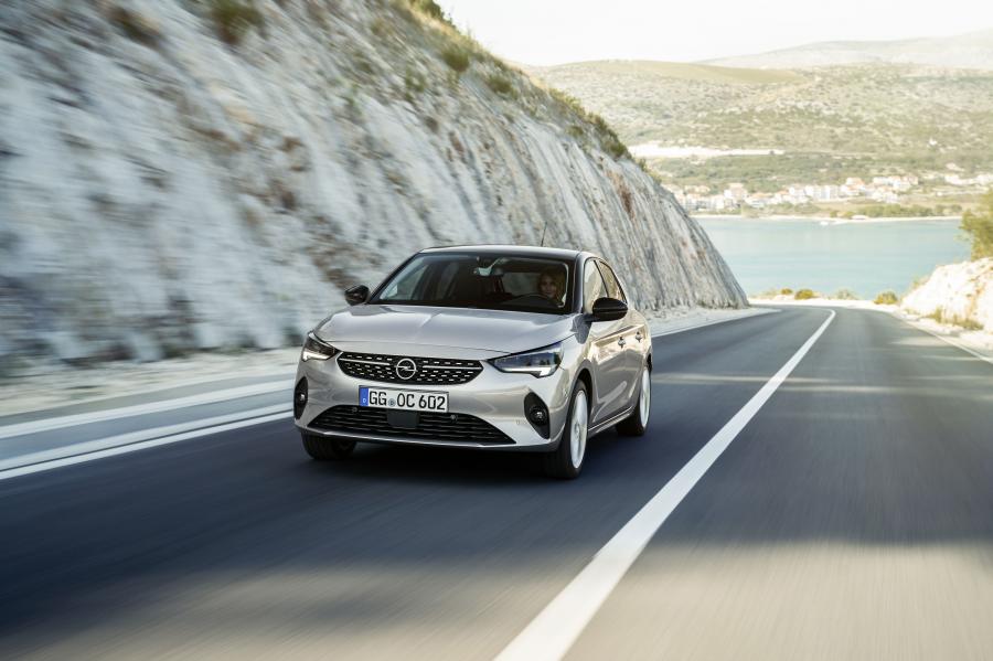  Opel Corsa (F) 2019 года  (фото 21 из 35)